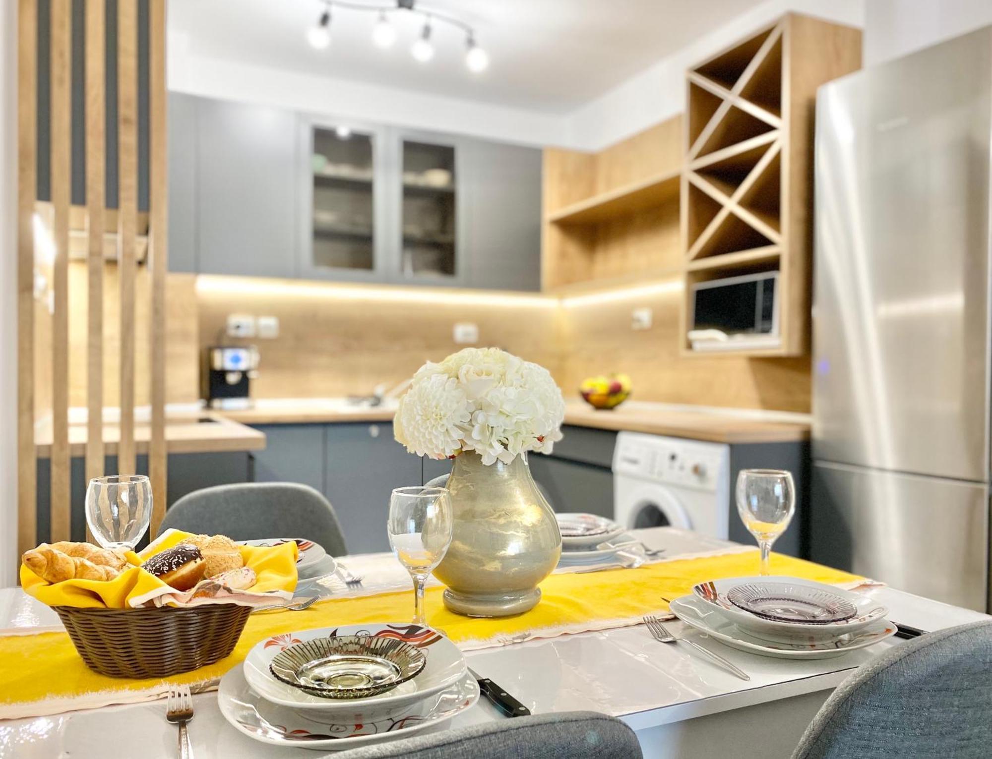 Art Apartment For 4 People Free Parking & Wifi Stara Zagora Exterior photo